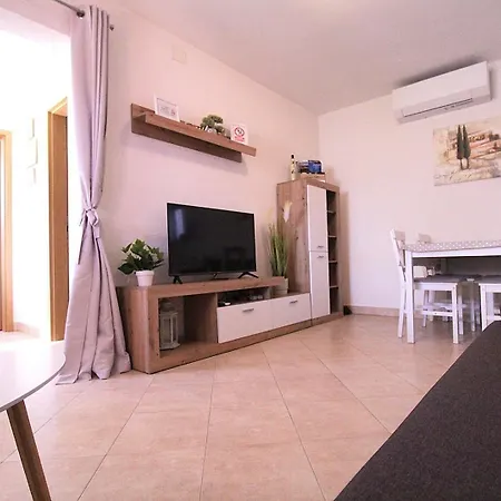 With Parking Space Zambratija, Umag - 27184 Appartement