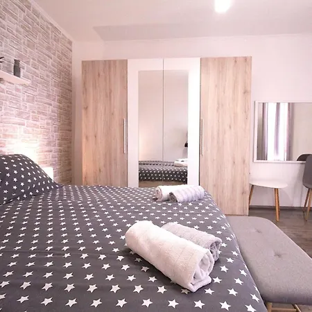 With Parking Space Zambratija, Umag - 27184 Appartement *